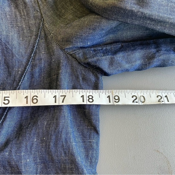 Ann Taylor Jean Jacket Snap Closure | Rolled Snap Sleeves Size: Small - Picture 8 of 9